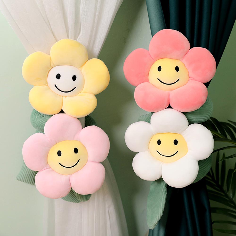 BlossomSmiles - Plysj blomstrete smilefjes som gardinbånd