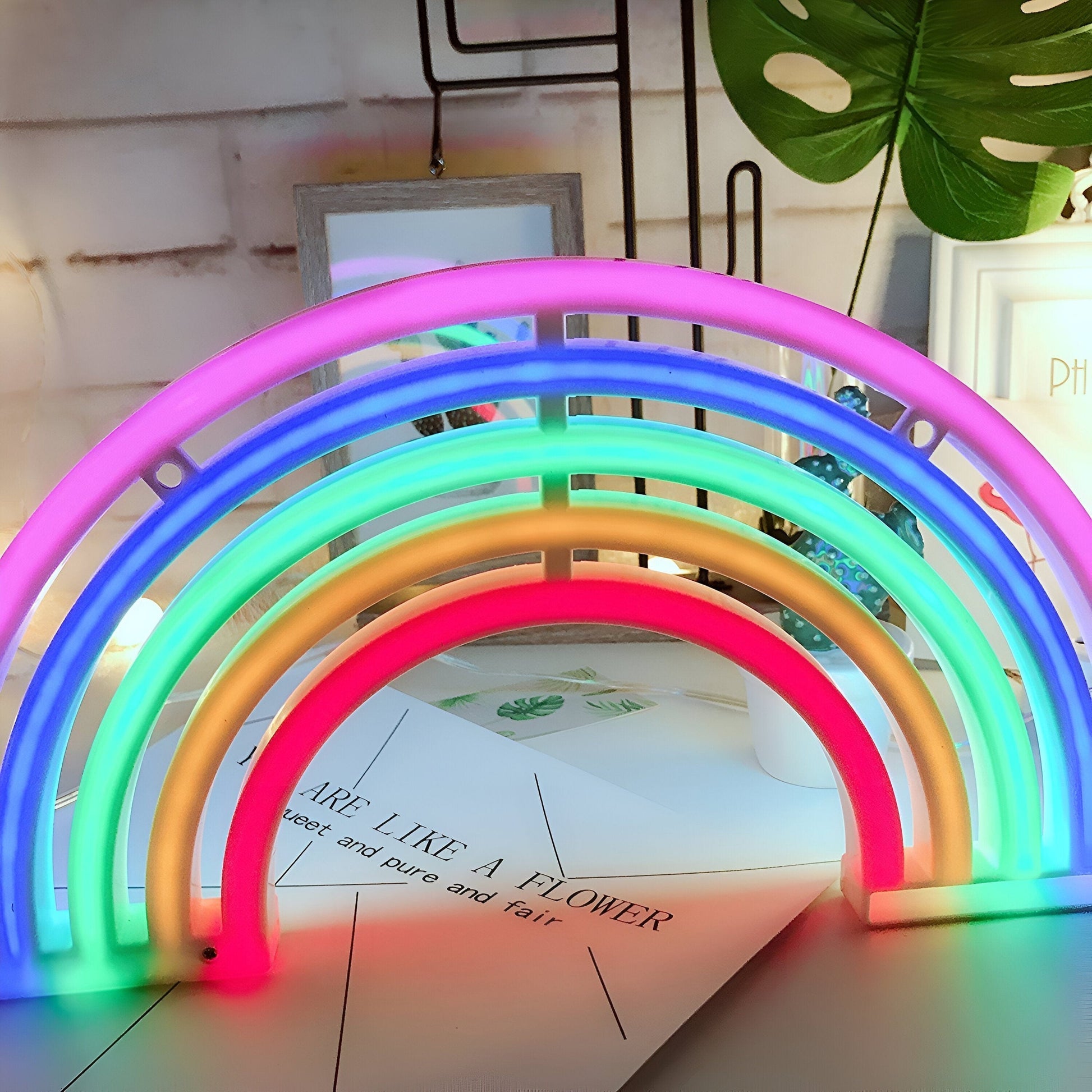 GlowArc - Stilig LED regnbue nattlys