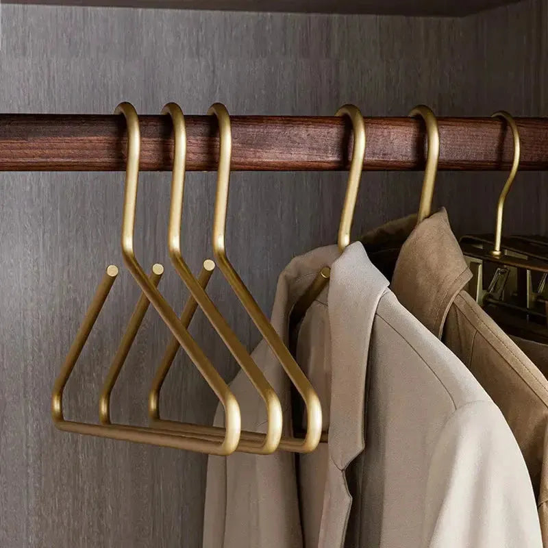 HangerSet - slanke, moderne metallhengere (4+1 stk.)
