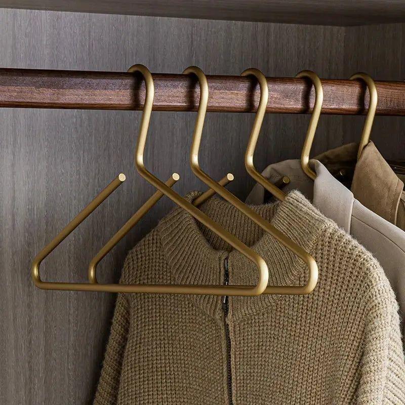 HangerSet - slanke, moderne metallhengere (4+1 stk.)