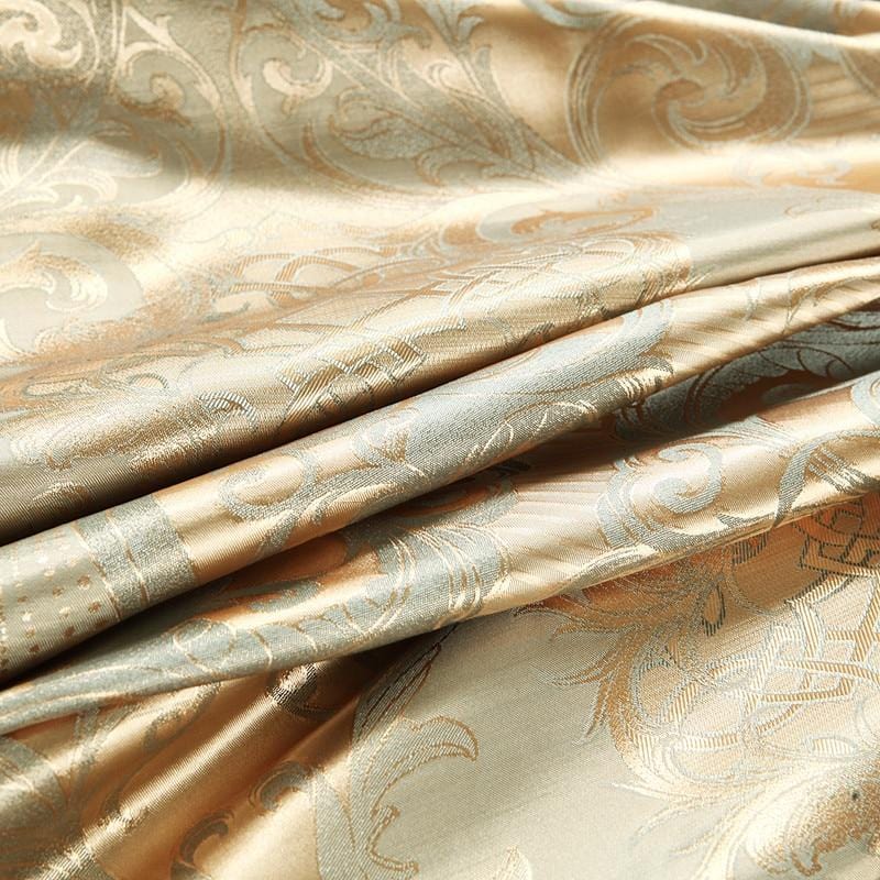 SatinLuxe dynetrekksett med glatt overflate og slanke putetrekk