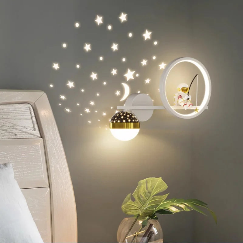 Aurora moderne lampe med myk belysning
