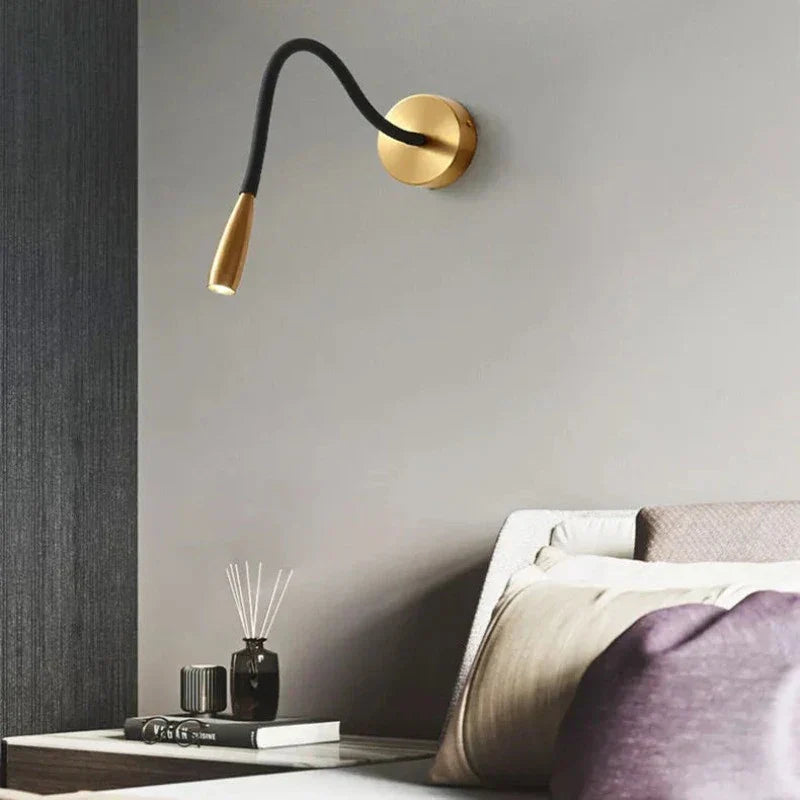 LumaFlex – Moderne justerbar LED-leselampe