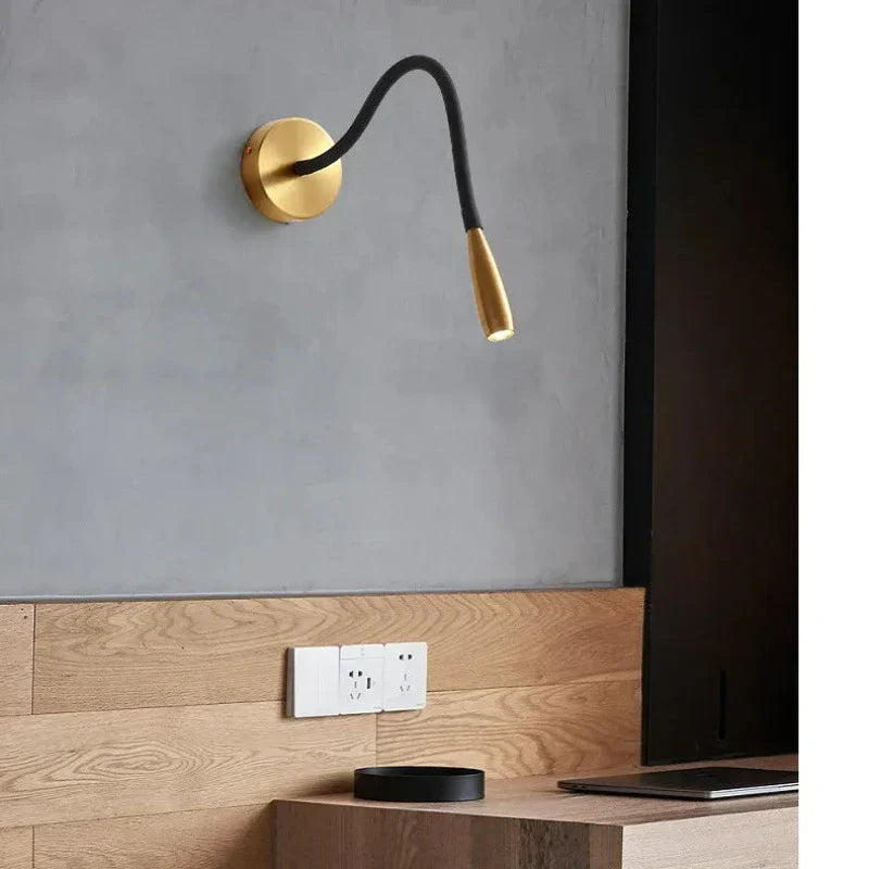 LumaFlex – Moderne justerbar LED-leselampe
