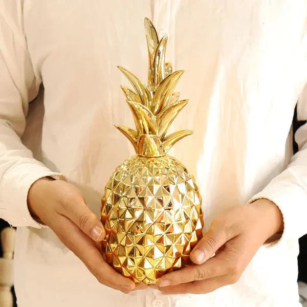 Pinegold skinnende gulldekor