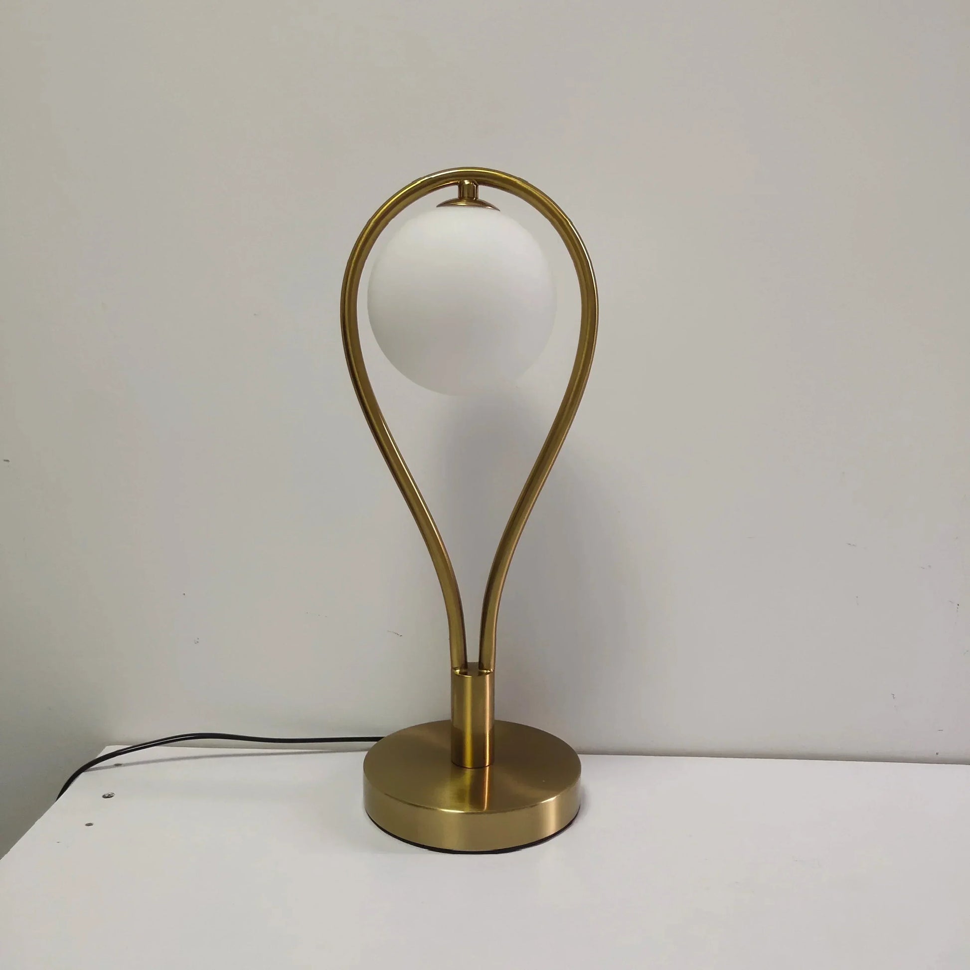 LumiSphere - Moderne, minimalistisk bordlampe
