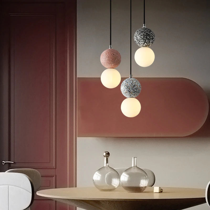 LumiOrb - Minimalistisk taklampe med glassskjerm