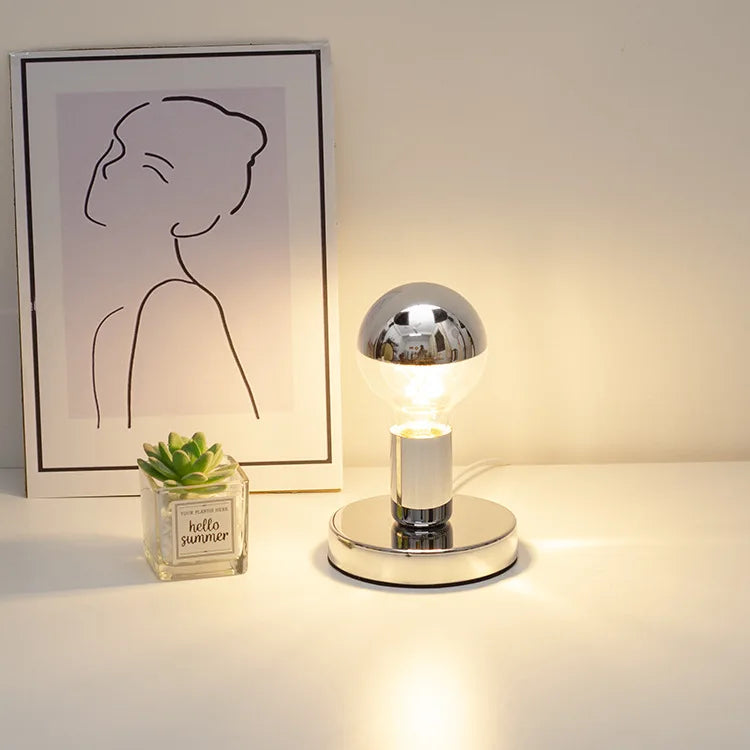LumiSphere - Moderne bordlampe med skjerm i speilglass