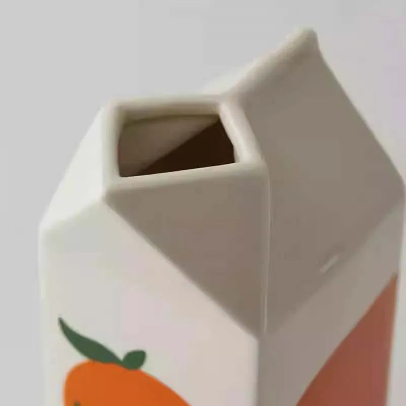 PlayfulBlooms - Appelsinjuice Kartong-inspirert vase