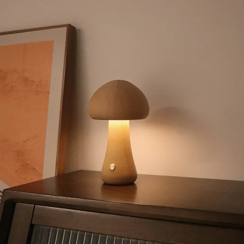 MystiGlow bordlampe med svamp i tre