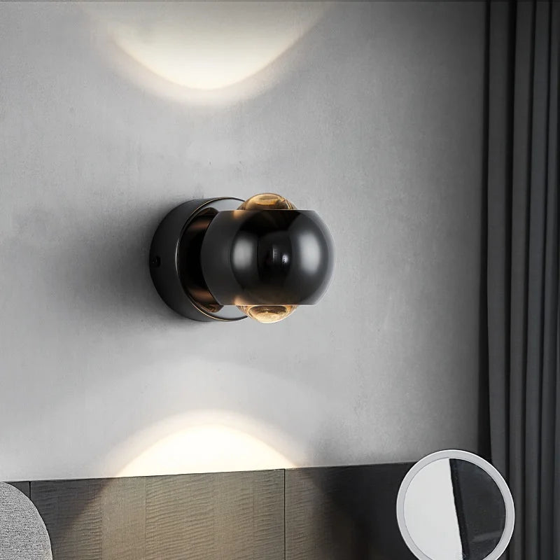 Lysova 360° LED vegglampe