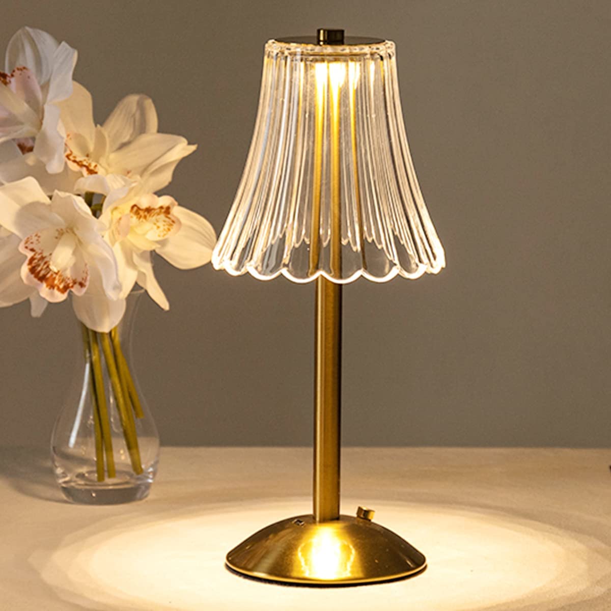 RetroLys – Oppladbar bordlampe med dimbar berøringskontroll