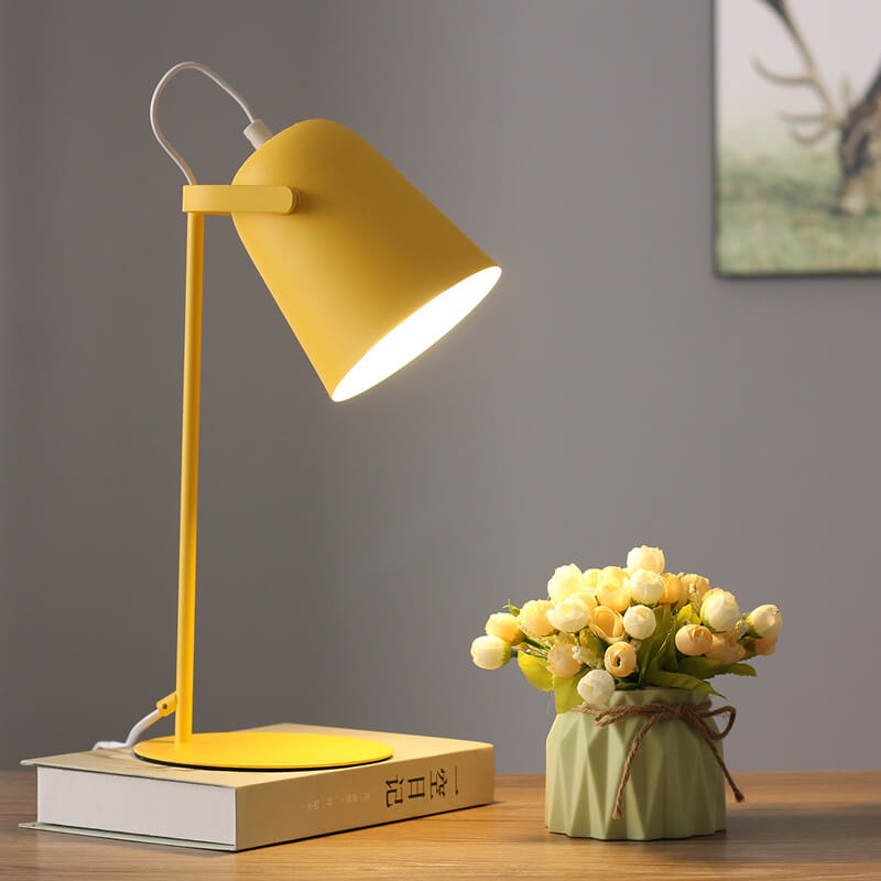 LumiTouch - Minimalistisk skrivebordslampe med stativfot og berøringskontroll