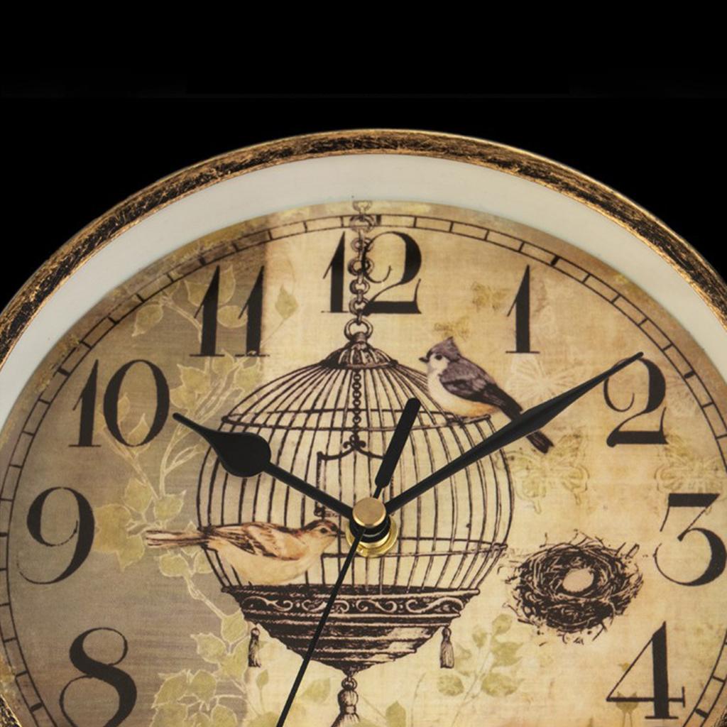TimelessTracks - Vintage togstasjonsklokke for klassisk eleganse