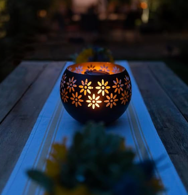 LumiBoost – Solar blomsterlampe for utendørs dekorasjon