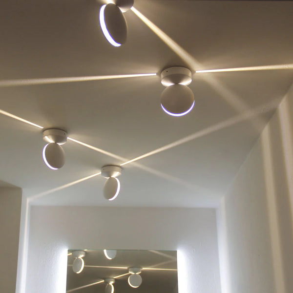 LumoFlex 360° LED veggspotlight