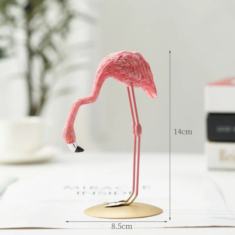Flamora dekorativ flamingofigur – Elegant og unik karakter for hjemmet ditt