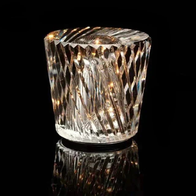 LumiGleam - Krystallfasettert bordlampe