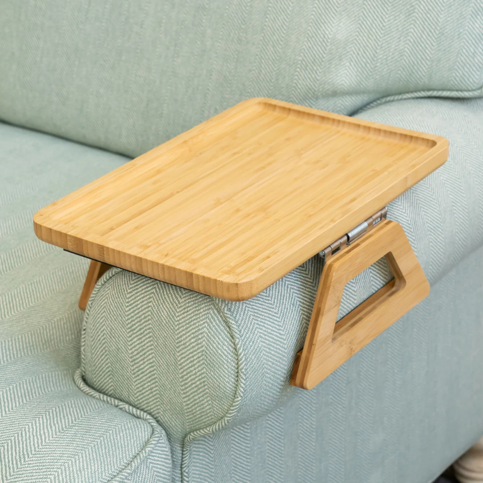 ArmNest - Skrivebord med armlener på siden av sofaen