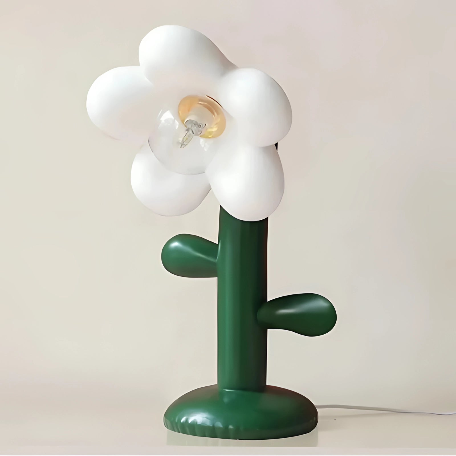 LunaBloom bordlampe - elegant blomsterdesign for en koselig stemning