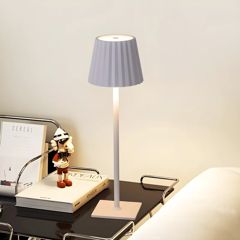 LumiGlow trådløse bordlampe - elegant design med berøringsdemping