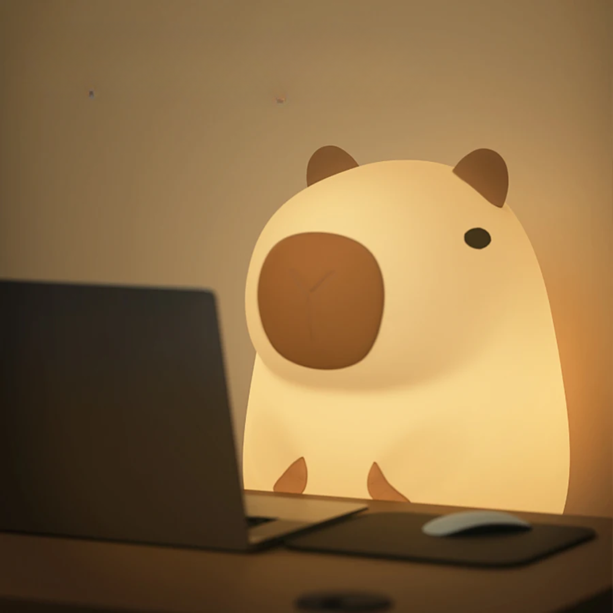 CappyGlow - Mykt nattlys med capybara-tema