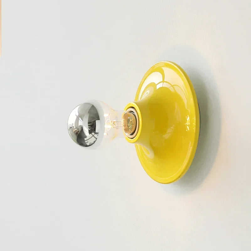 LumiBare - Minimalistisk synlig vegglampe