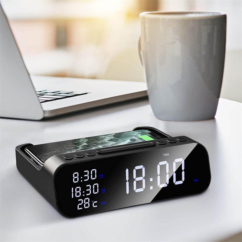 ChargeTime Pro – Digital vekkerklokke med trådløs lading og stort display