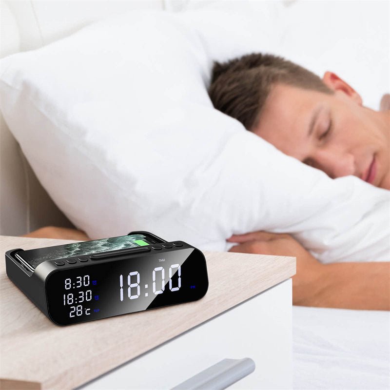 ChargeTime Pro – Digital vekkerklokke med trådløs lading og stort display