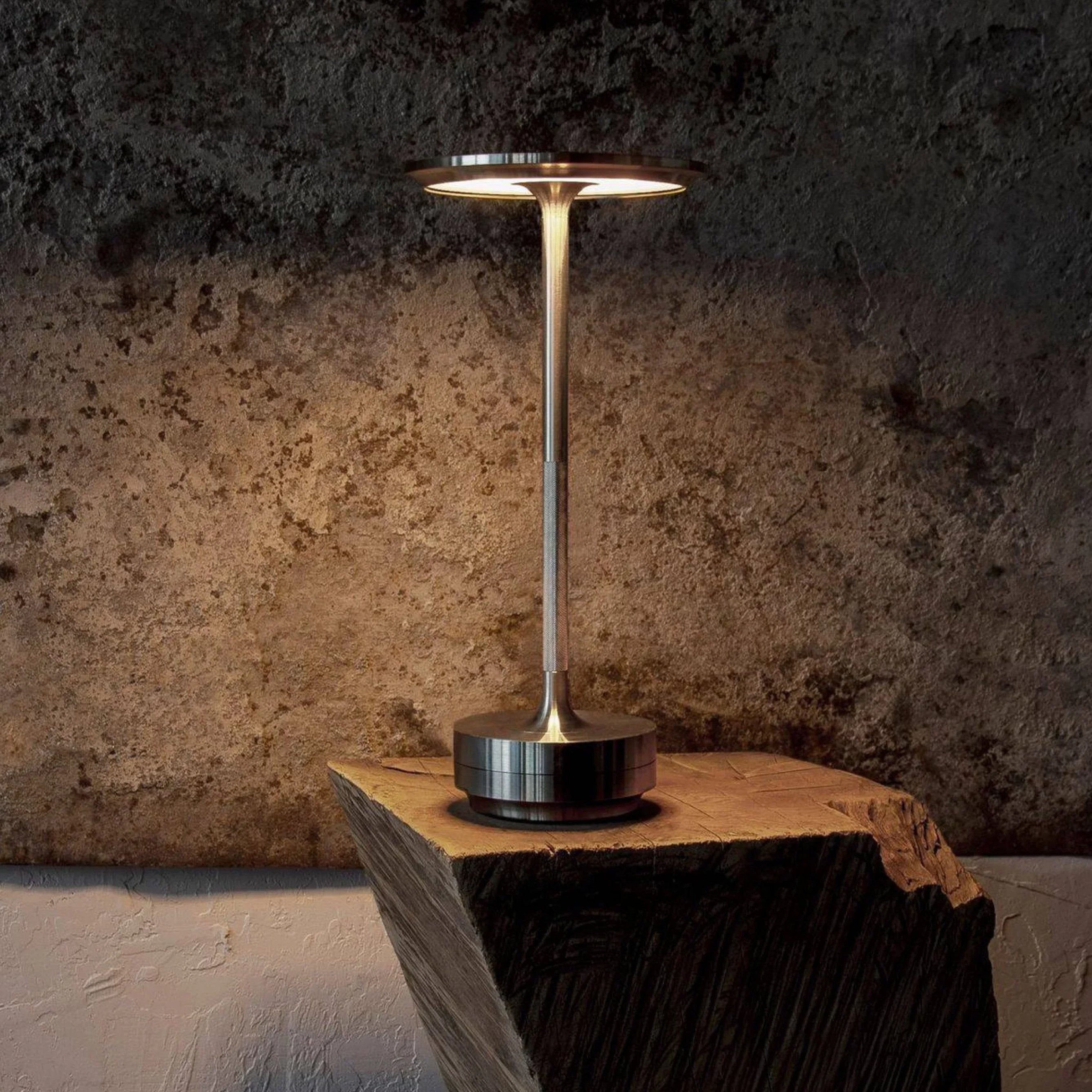 Eleanor Bordlampe