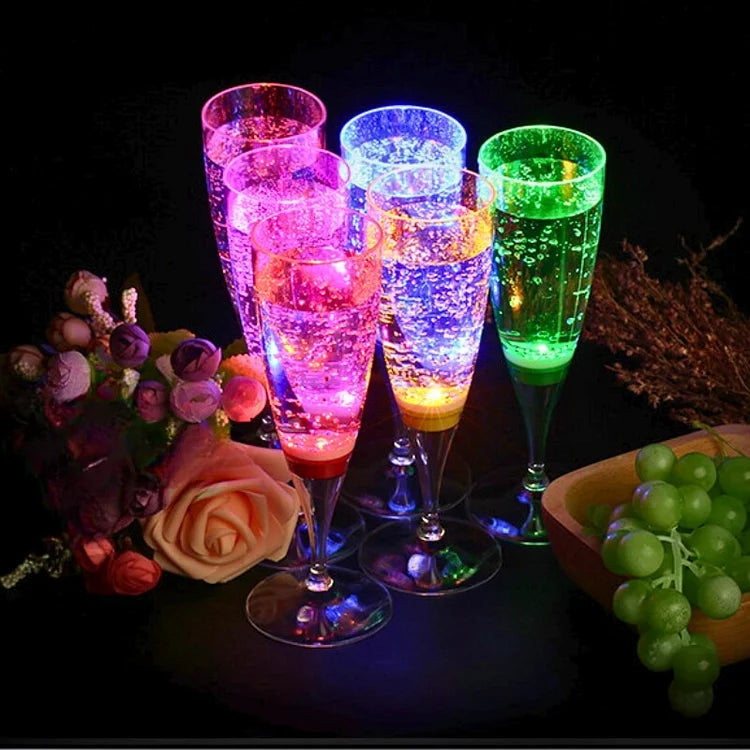 GlowSip - LED-belyst vinglassett (6 stk)