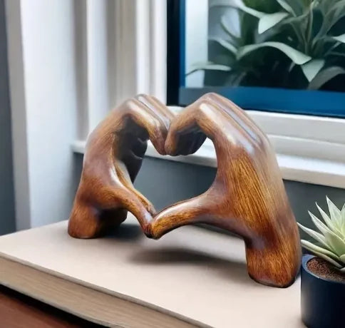 HeartGlow dekorativ hjertefigur - elegant design med polert overflate