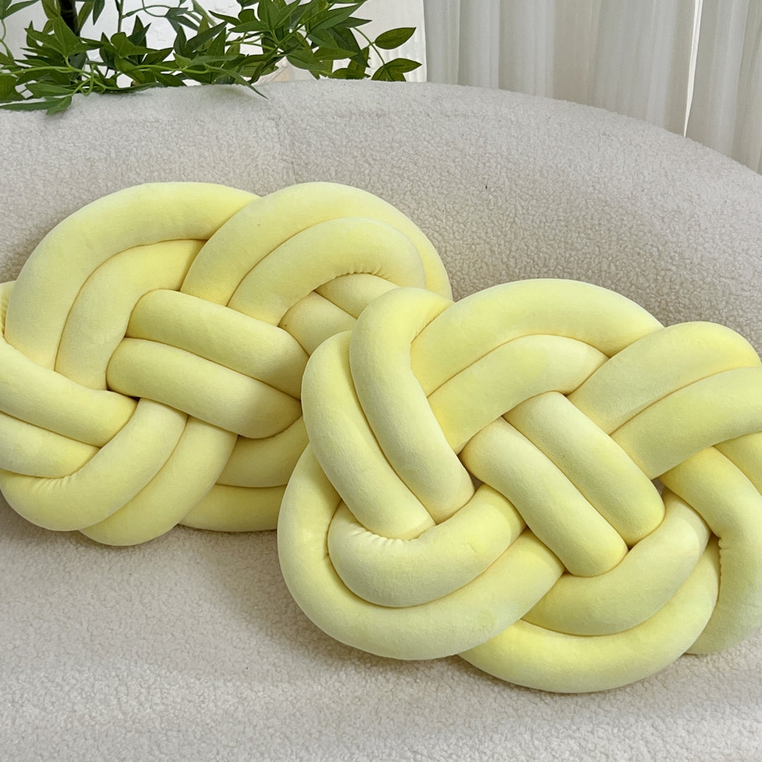CozyPlush sett med 2 plysj pynteputer – myk eleganse for hjemmet ditt