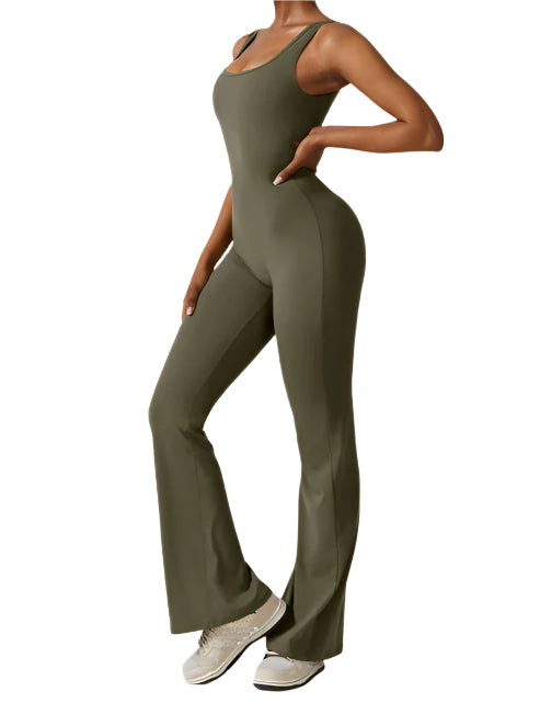 Mireille - Utsvingt jumpsuit med V-rygg