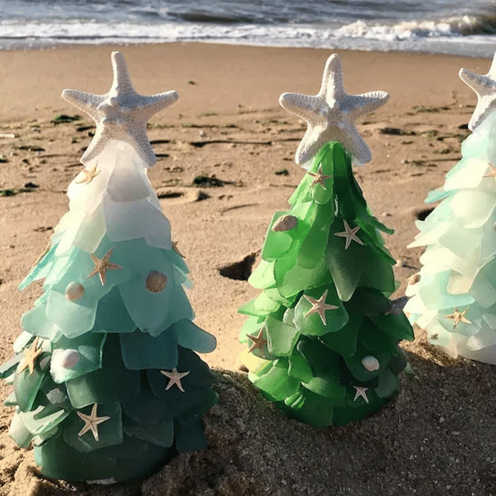 Serenity ved havet: Unikt håndlaget juletre i glass