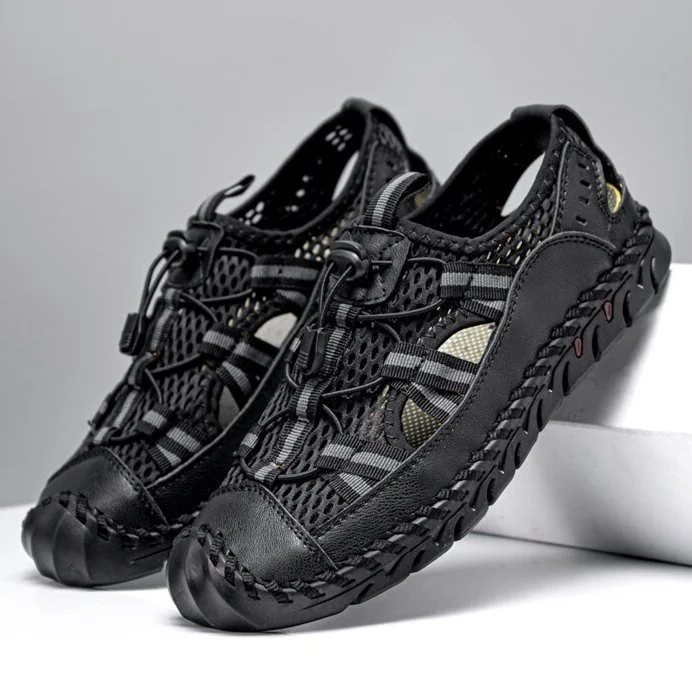 AntonTrek - Robuste sandaler med meshdetaljer og sømmer
