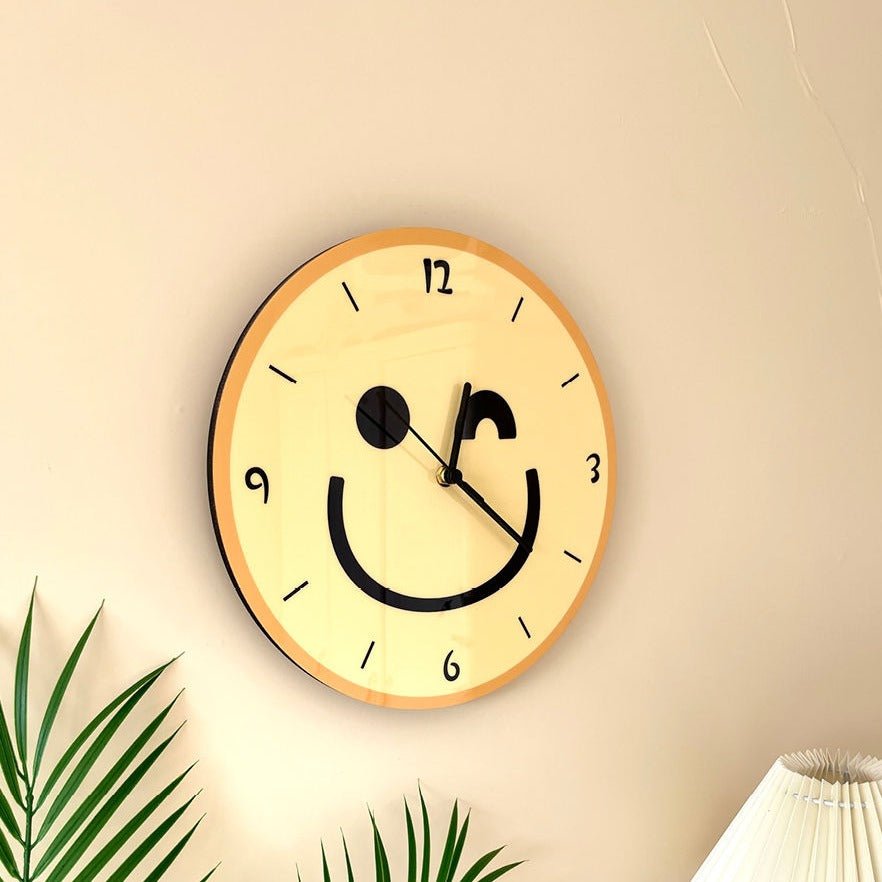 CheerTime - Smiley morsom veggklokke