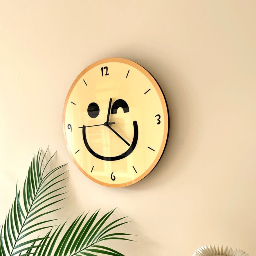 CheerTime - Smiley morsom veggklokke