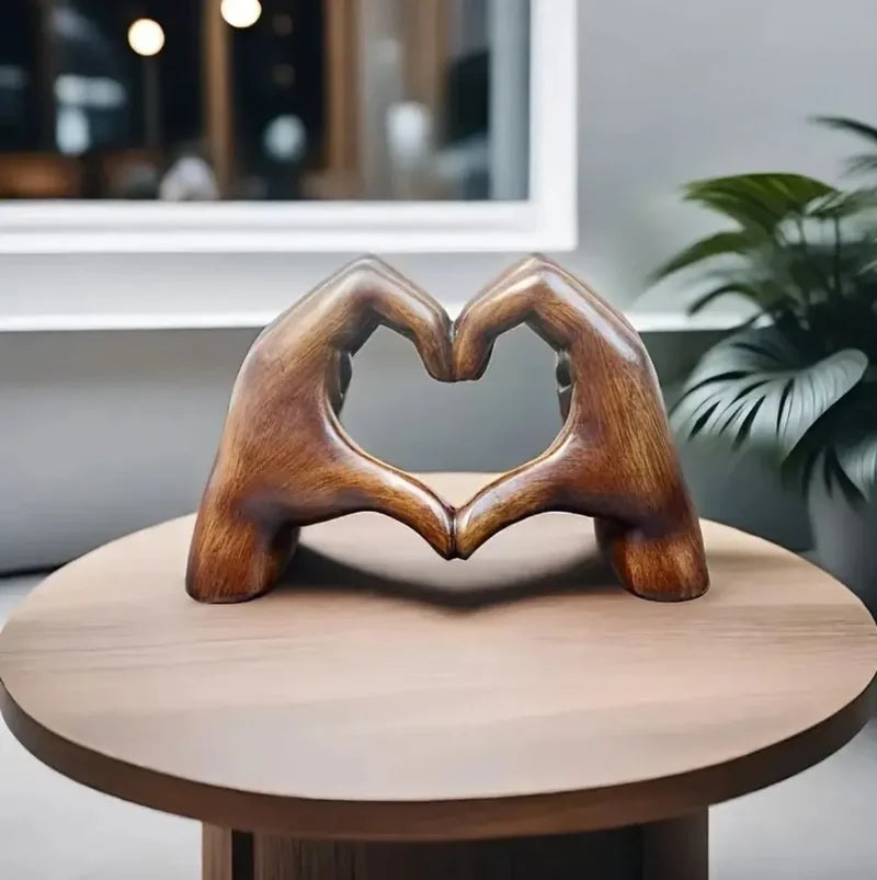 HeartGlow dekorativ hjertefigur - elegant design med polert overflate