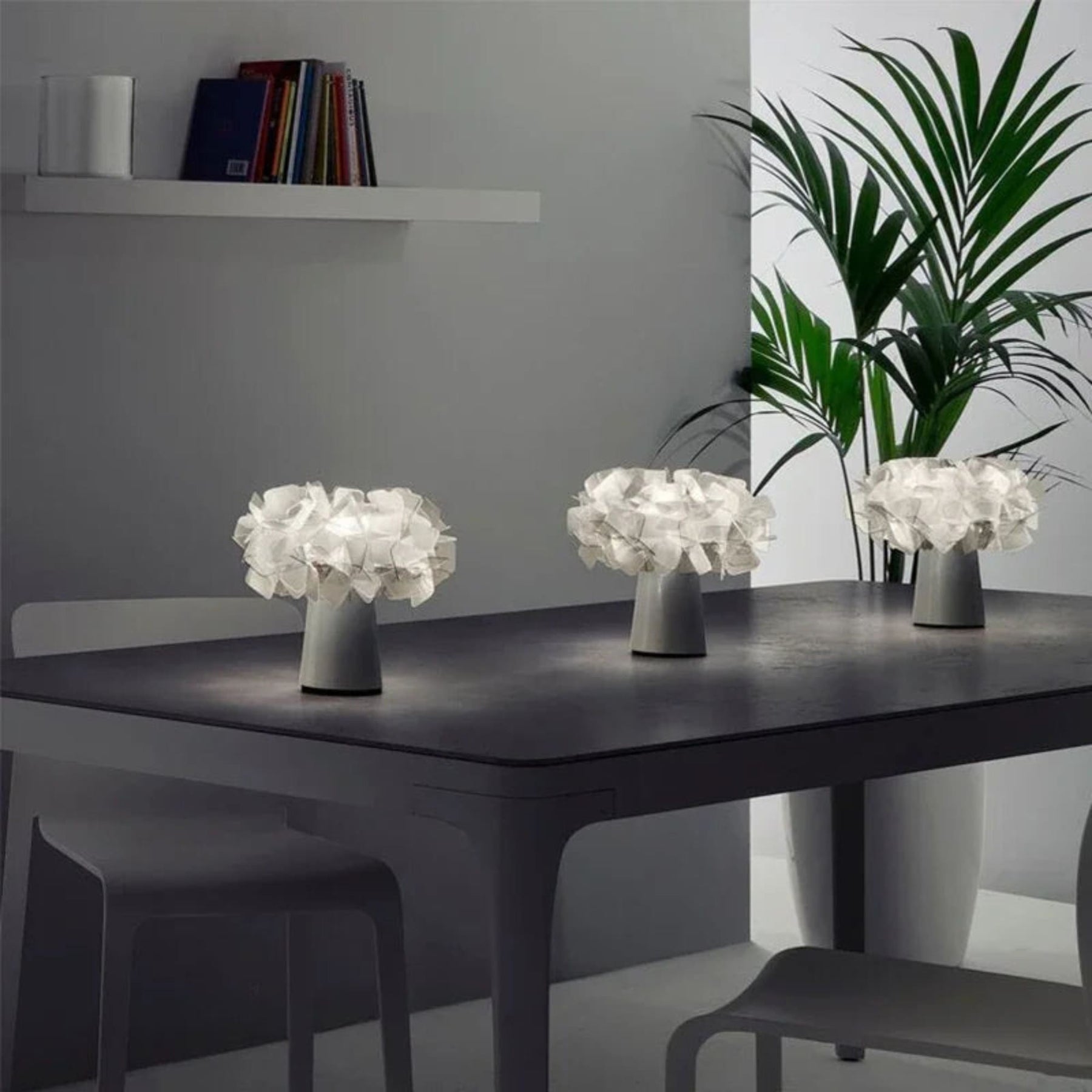 LumaTouch – Elegant LED-skrivebordslampe