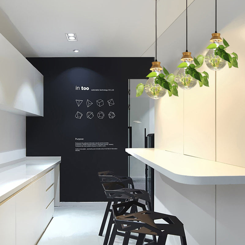 FloraGlow hengende lampe – stilig belysning med innebygd planteholder