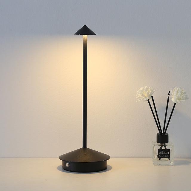 LumaGlow - bordlampe elegant belysning for en koselig atmosfære
