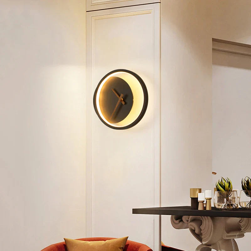 TimeGlow - Moderne LED-veggklokke med LED-lys