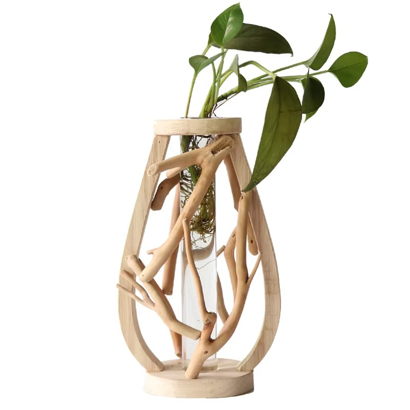 BranchForm Trævase – Kunstnerisk treinspirert design