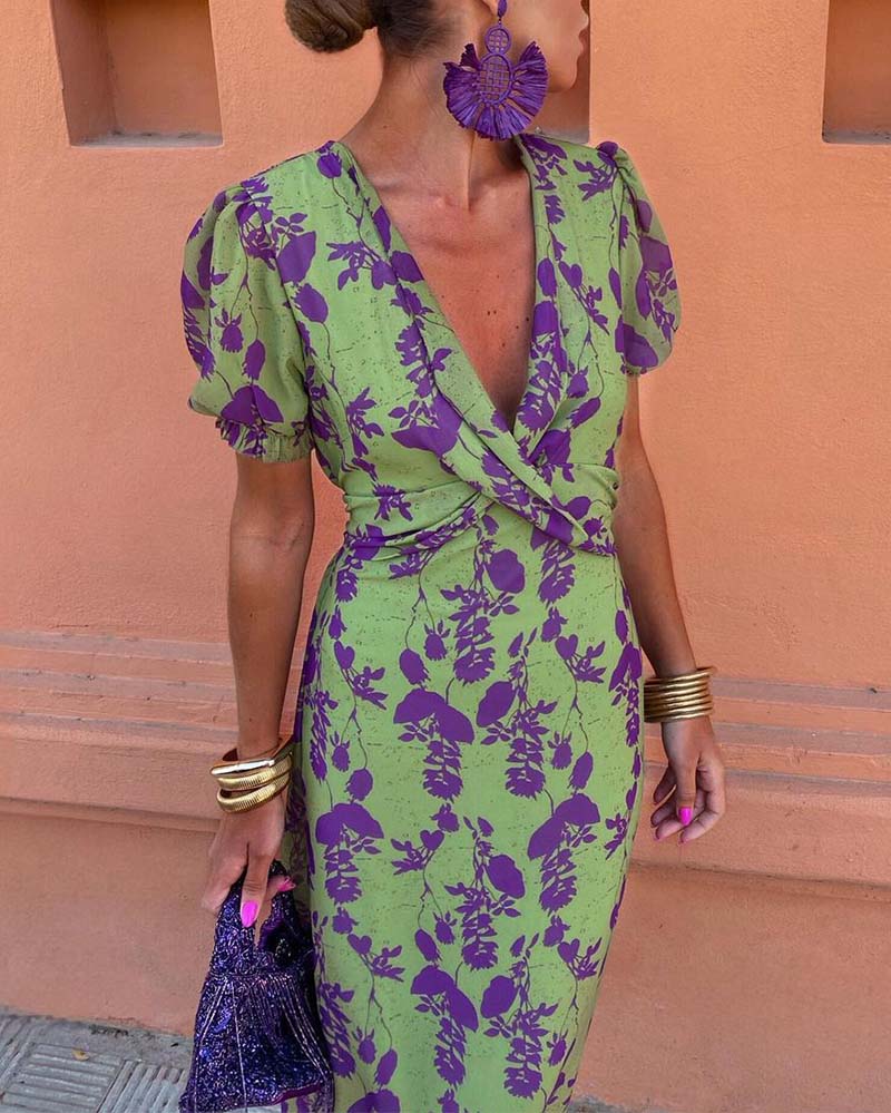 Emilia blomstrete kjole - Elegant og feminin kjole for enhver anledning