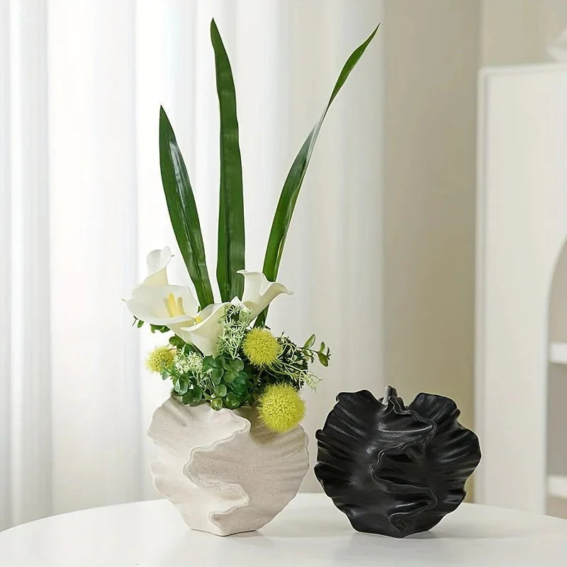 OceanBloom - Organisk skjellinspirert blomstervase med rufsete kant