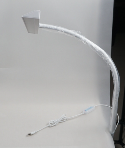 FlexiGlow – LED-skrivebordslampe med dobbelt hode
