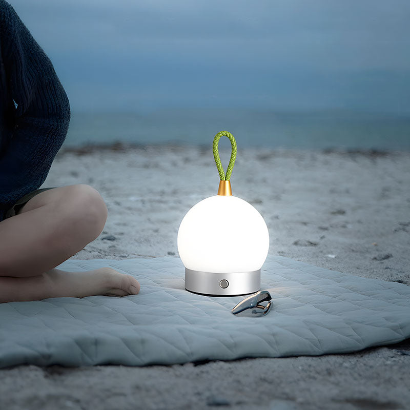 LumaTouch oppladbar nattbordlampe