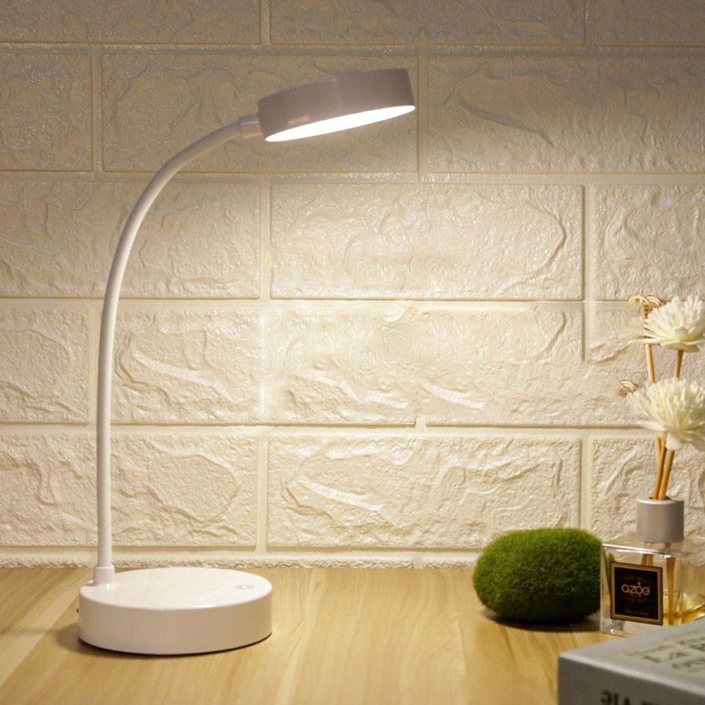LumiFlex justerbar LED-bordlampe – perfekt balanse mellom stil og funksjonalitet