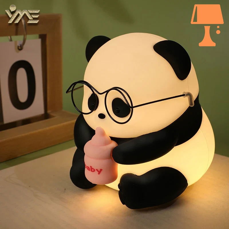 PandaGlow - Oppladbart, fargeskiftende panda nattlys